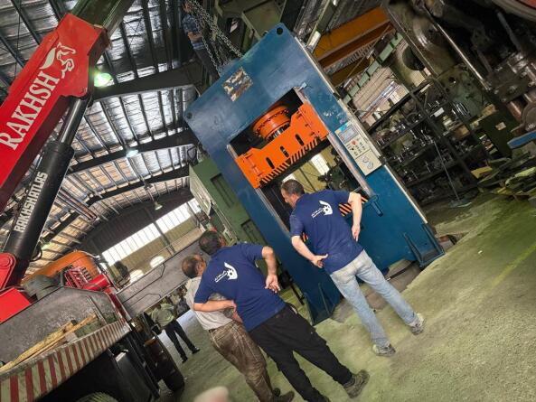 پرس هیدرولیک داودی